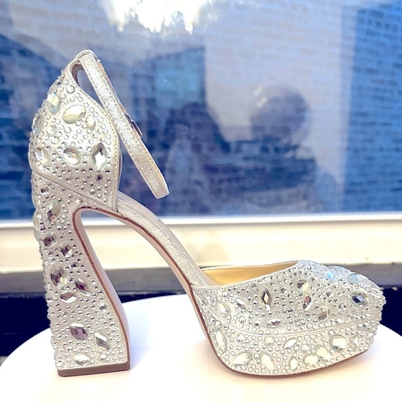 🌸 JESSICA SIMPSON🌸 Dreama Sequined Platform Pump Size 7.5 M - Picture 7 of 11